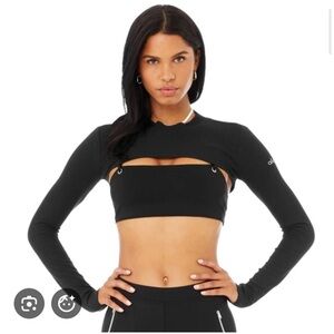 ALO Yoga Black Ribbed thrill seeker long sleeve shrug